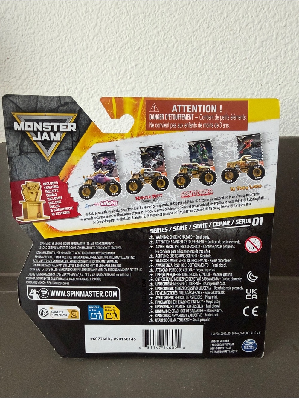 NEW SPIN MASTER 2026 MONSTER JAM GOLD TROPHY CARD SERIES 1 complete set - Picture 4 of 10